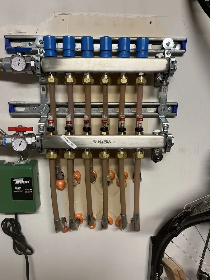 Plumber performing Leak Detection at a residential property in Lutz