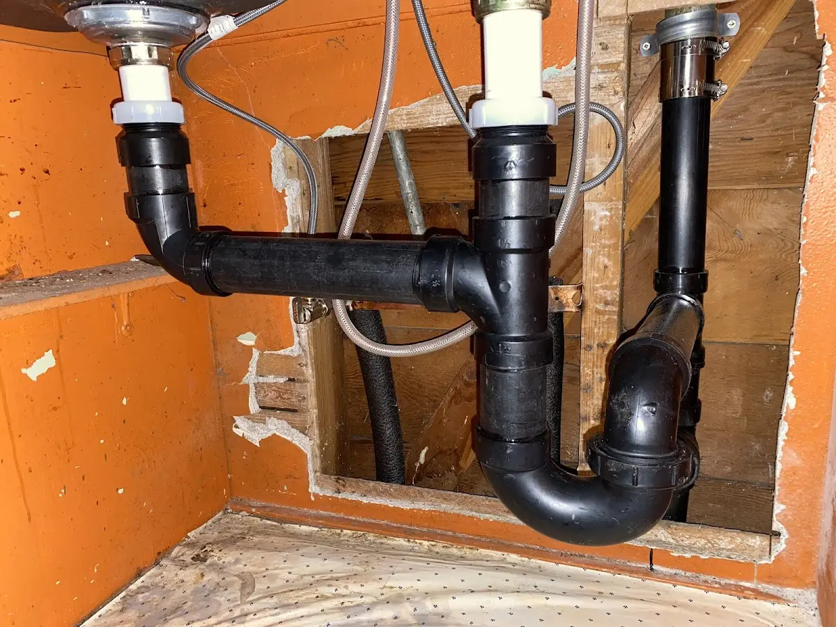 Professional Pipe Bursting equipment and tools on the job in Lutz